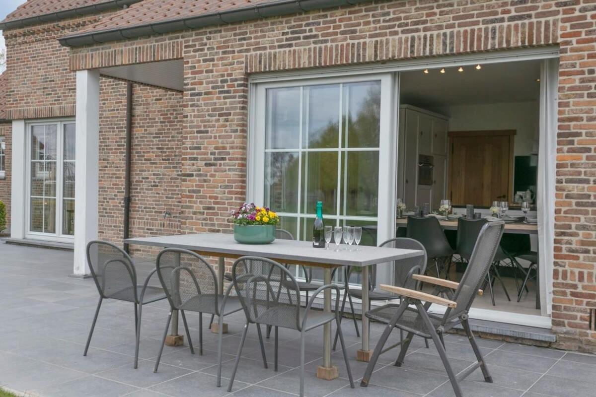 Villa Huswell - Family House With A Beautiful View In Damme Bruges Esterno foto