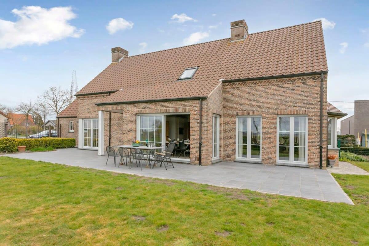 Villa Huswell - Family House With A Beautiful View In Damme Bruges Esterno foto